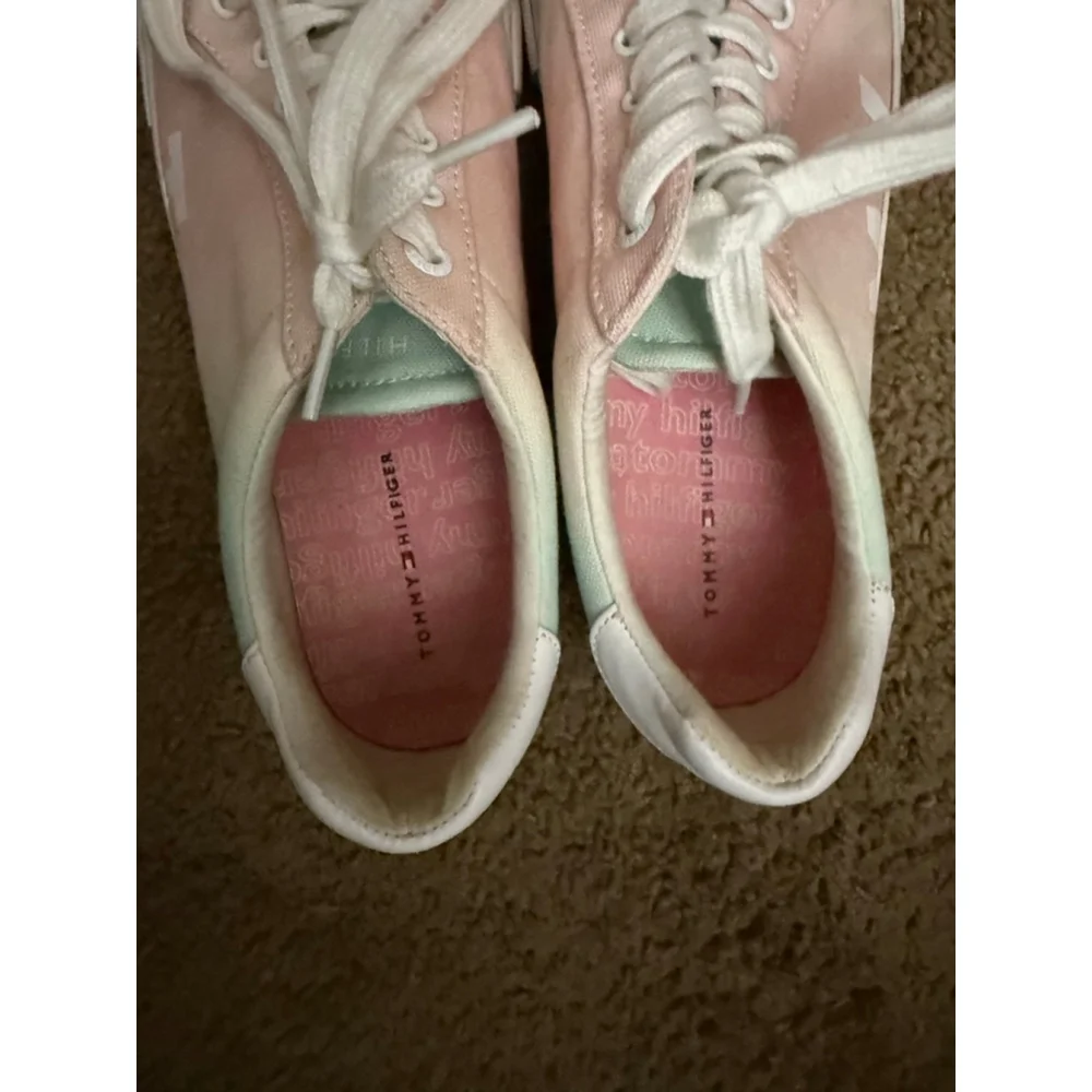 Women's Tommy Hilfiger Mightee lace up Pink Green Ombre Sneakers